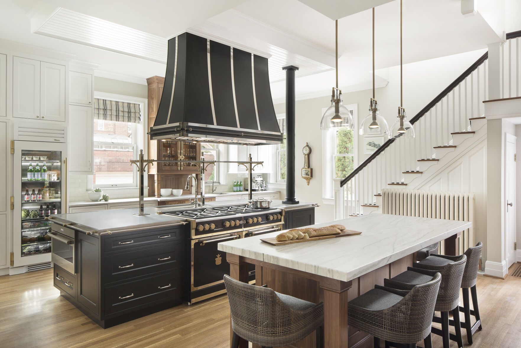 INTERIOR DESIGN: Savvy Design Group